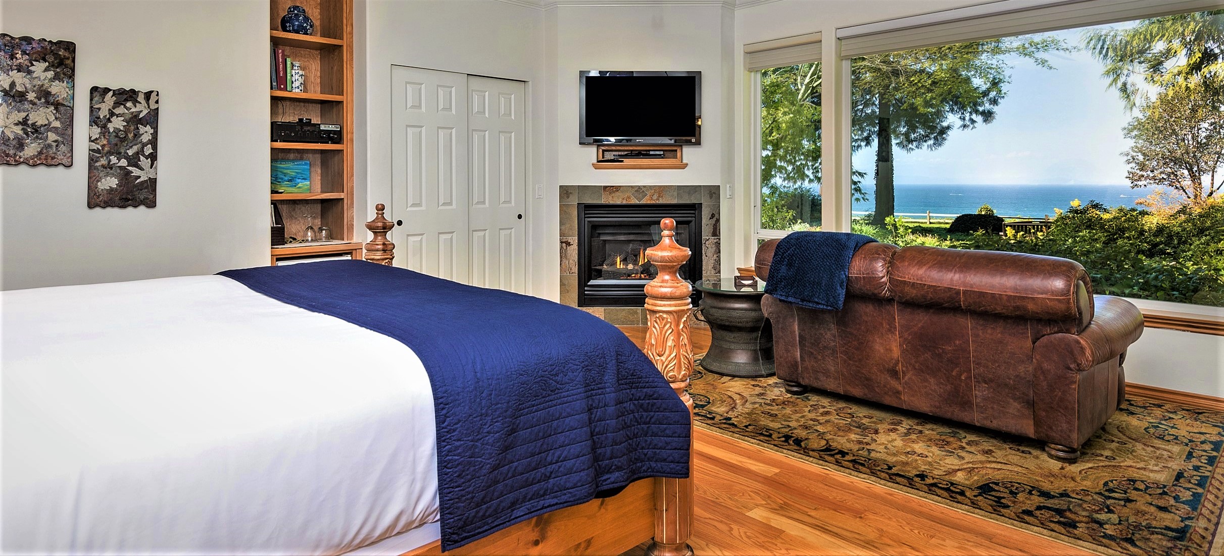 Spruce Suite View